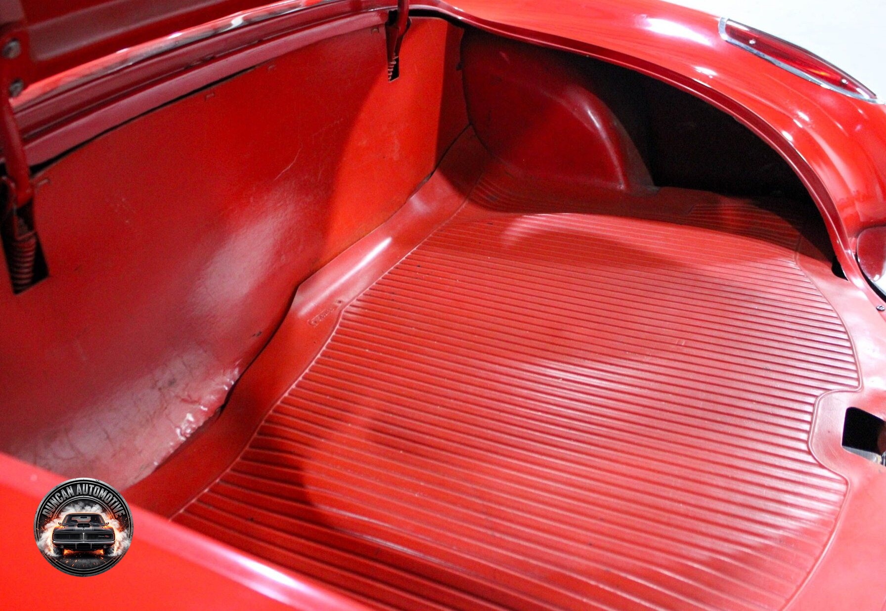 1960 Chevrolet Corvette photo 28