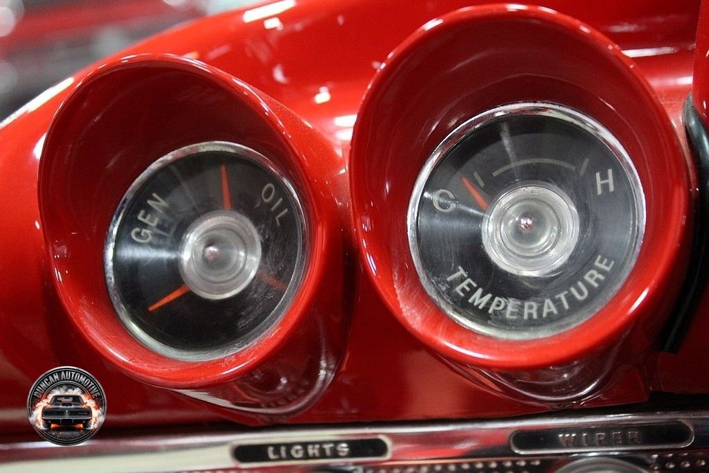 1960 Chevrolet Impala Convertible photo 26