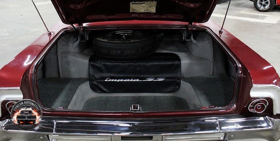 1964 Chevrolet Impala SS photo 23