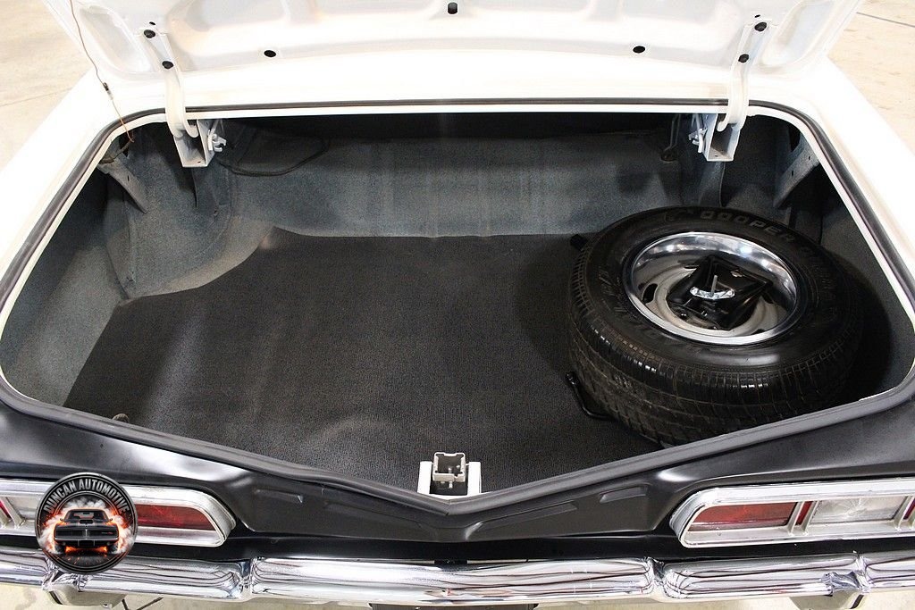 1967 Chevrolet Impala SS 427 photo 18