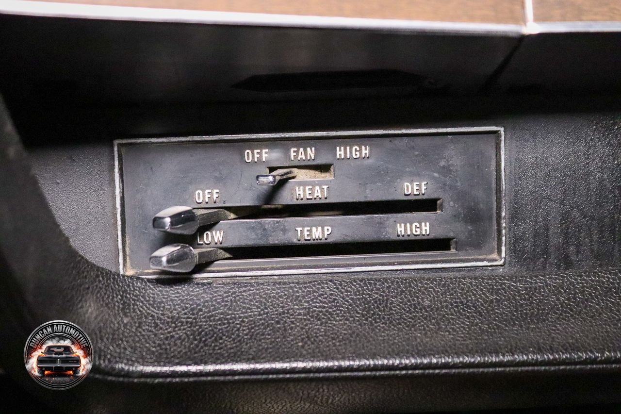 1970 Plymouth Barracuda photo 33