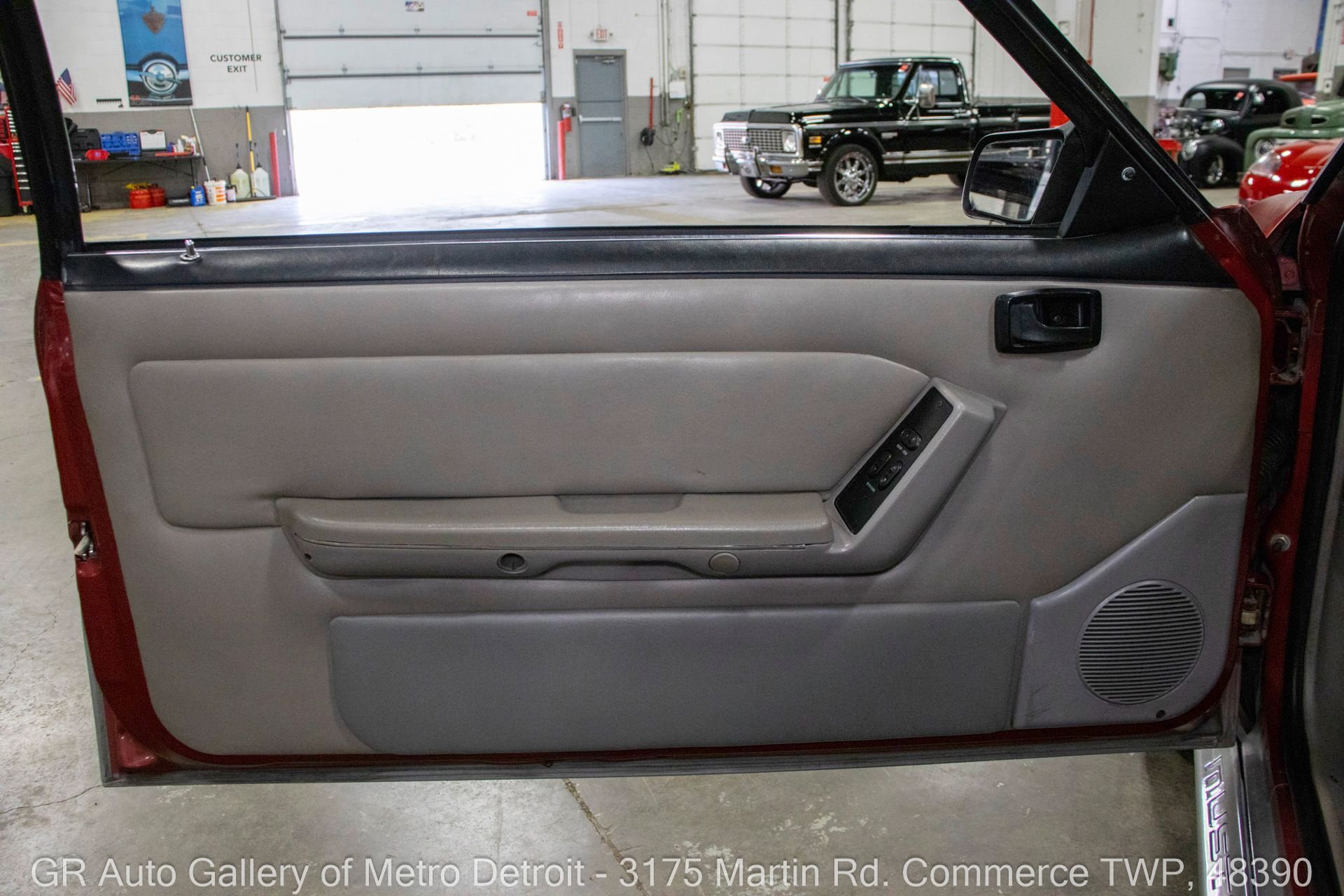 1991 Ford Mustang GT photo 55