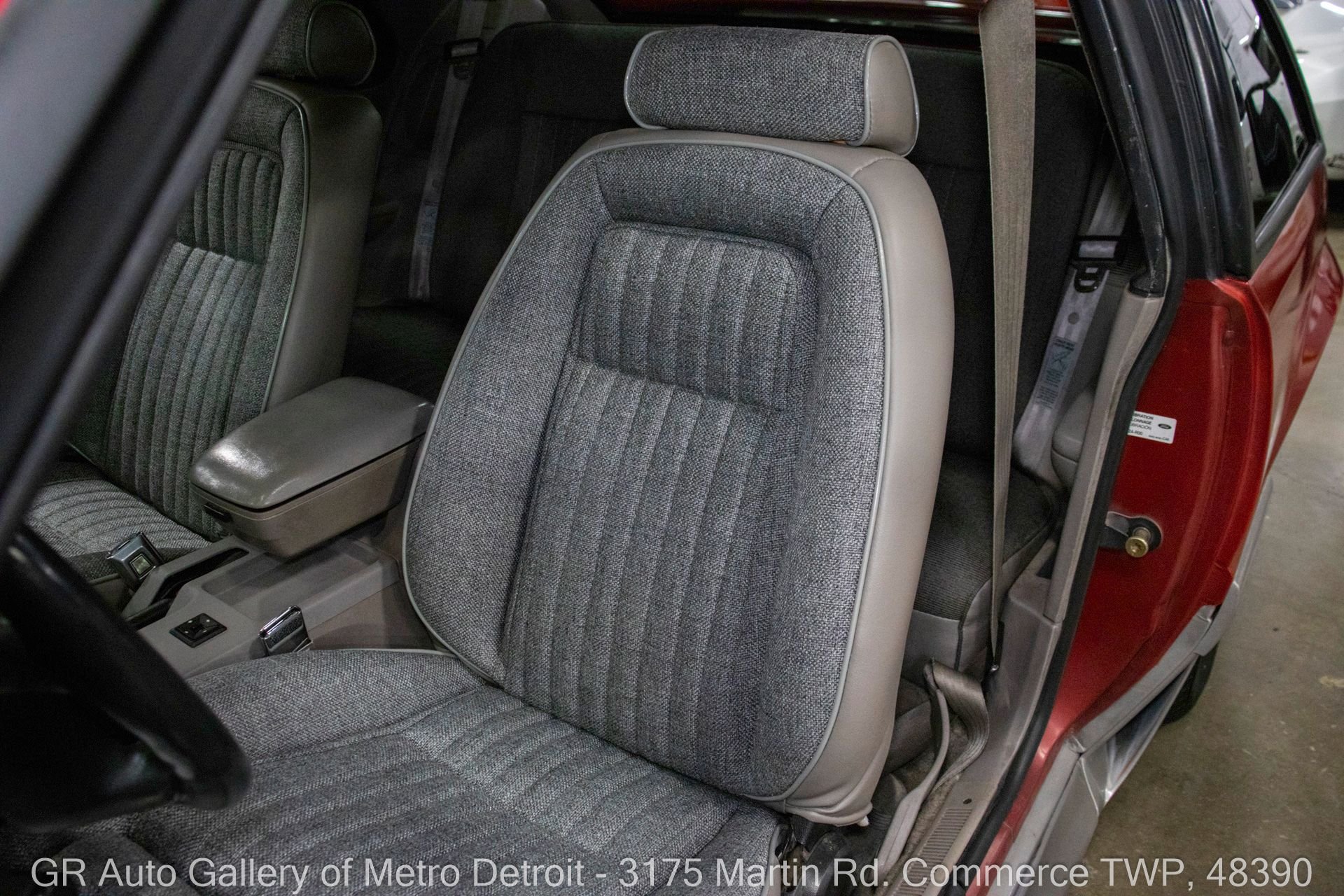 1991 Ford Mustang GT photo 62